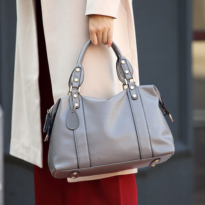 Boston Shoulder Bag Women's Handbags Retro Rivet Design Crossbody Bags